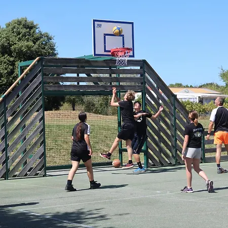 Camping La Brande Le Château-dʼOléron