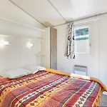 مكان تخييم La Brande 5*